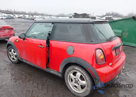 2010 Mini Cooper from USA, damaged, VIN WMWMF3C55ATZ25587